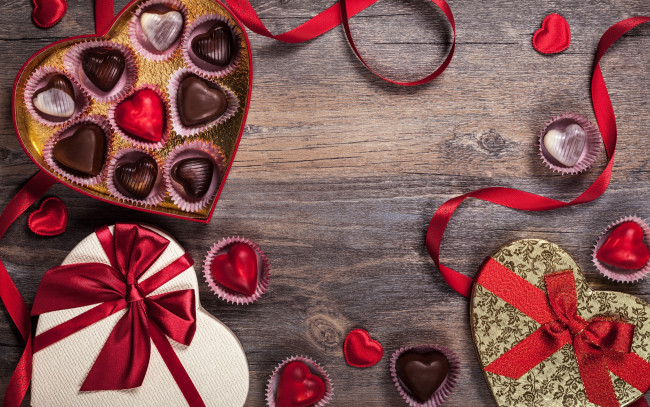 Обои картинки фото праздничные, день святого валентина,  сердечки,  любовь, valentine's, day, romantic, heart, love, rose, шоколад, конфеты, сердечки, романтика, лента