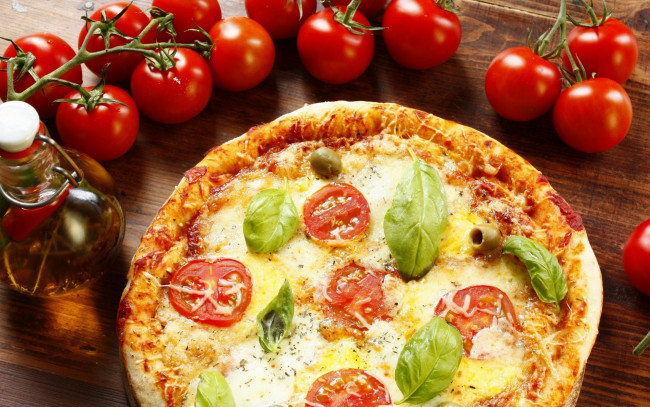Обои картинки фото еда, пицца, помидоры, бутылка, масло