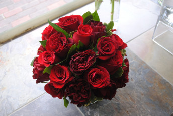 Картинка цветы букеты +композиции красная роза букет