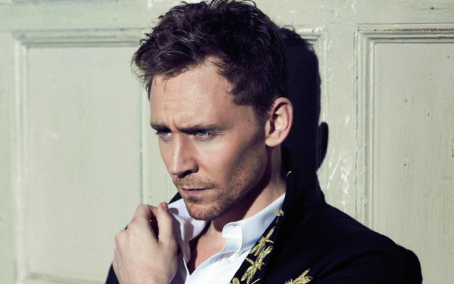 Обои картинки фото мужчины, tom hiddleston, взгляд, мужчина, том, хиддлстон, tom, hiddleston, лицо, актер