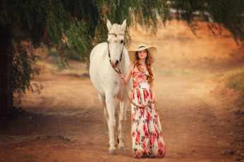 обоя девушки, - рыжеволосые и разноцветные, белая, лошадь, длинное, платье, рыжие, волосы, шляпа