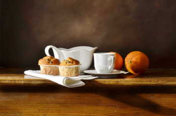 Картинка еда пирожные +кексы +печенье кекс апельсин чашка посуда салфетка стол ложка блюдце