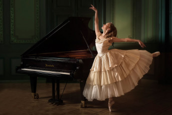 Картинка девушки -unsort+ блондинки танец пианино балерина evelina godunova