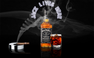 Картинка бренды jack daniel`s бокал лед бутылка виски сигара