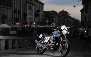 Картинка мотоциклы moto guzzi moto-guzzi