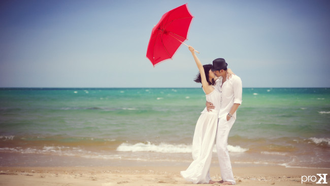 Обои картинки фото разное, мужчина женщина, поцелуй, зонтик