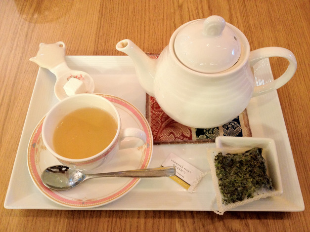 Обои картинки фото еда, напитки,  Чай, чайник, чашка