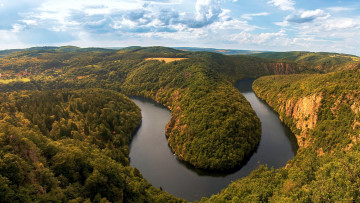 Картинка vltava+river+near+prague czech+republic природа реки озера vltava river near prague czech republic