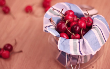 Картинка еда вишня +черешня ягоды черешня банка