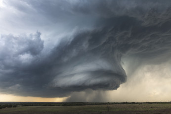 Картинка природа стихия торнадо туча поле