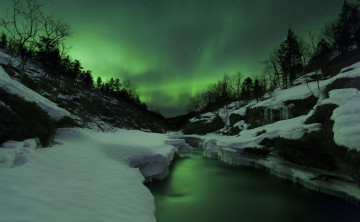 Картинка природа северное+сияние зима река лес