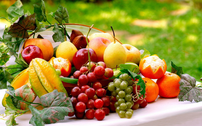Обои картинки фото еда, фрукты,  ягоды, виноград, апельсин, яблоко, карамбола