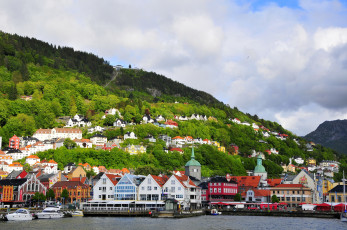 обоя норвегия, берген, города, улицы, площади, набережные, море, дома, горы, причалы, катера