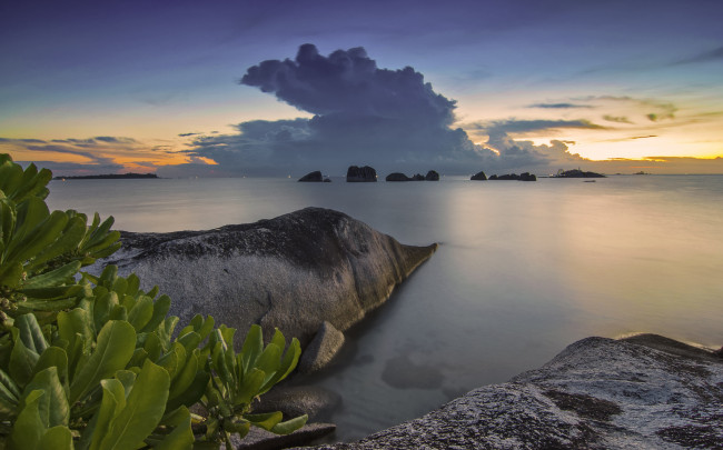 Обои картинки фото belitung, indonesia, природа, побережье, белитунг, индонезия, море, камни, скалы, закат, мангры