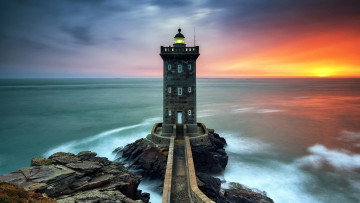 Картинка kermorvan+lighthouse france природа маяки kermorvan lighthouse