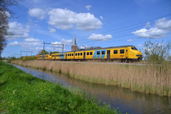 Картинка техника поезда железная дорога рельсы локомотив состав
