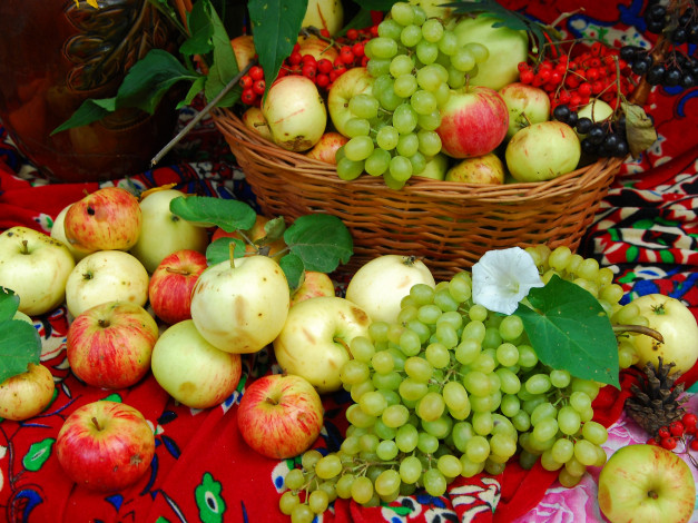 Обои картинки фото еда, фрукты, ягоды, виноград, яблоки