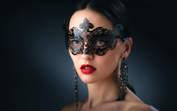 Картинка разное маски +карнавальные+костюмы брюнетка черная маска серьги