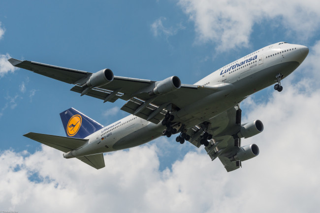 Обои картинки фото boeing 747-430, авиация, пассажирские самолёты, полет, небо, авиалайнер