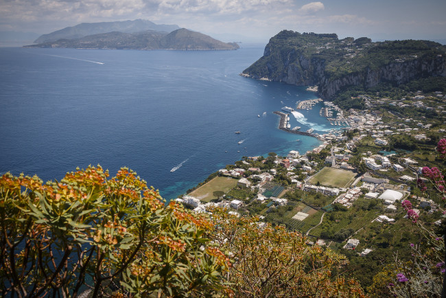 Обои картинки фото города, - панорамы, италия, кампания, анакапри, бухта, море, горы, остров