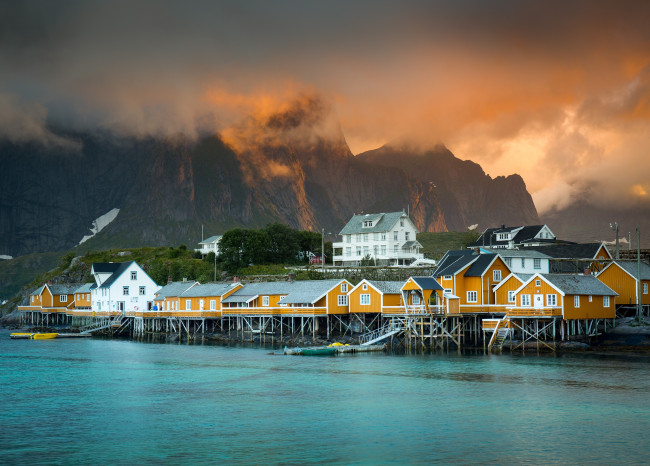 Обои картинки фото города, - пейзажи, фьорд, поселение, норвегия, дома, город, горы