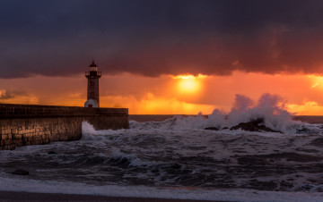 Картинка природа маяки волны маяк закат