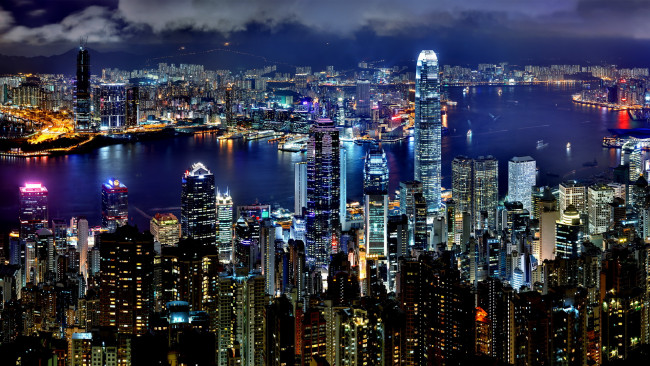 Обои картинки фото города, гонконг, китай, вода, ночь, огни, небоскребы, город, hong, kong