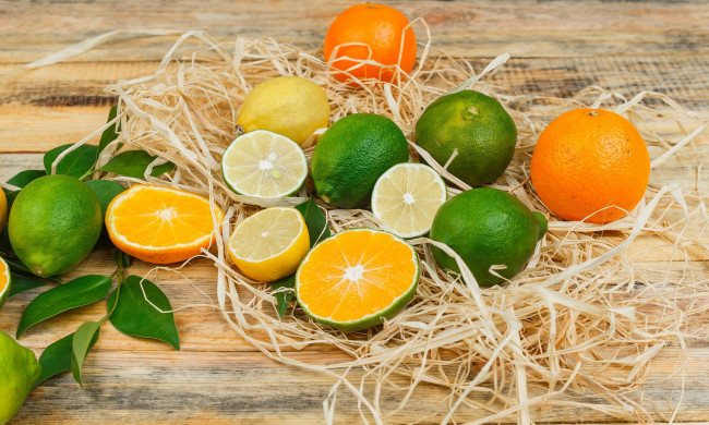 Обои картинки фото еда, цитрусы, лаймы, лимоны, апельсины