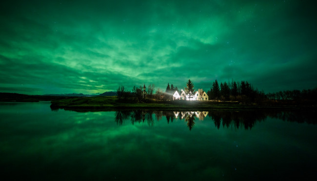 Обои картинки фото города, - здания,  дома, дома, исландия, вечер, остров, облака, небо, озеро, коттеджи