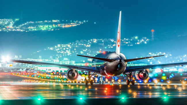 Обои картинки фото авиация, пассажирские самолёты, Япония, аэропорт, осака