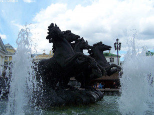 Картинка москва охотный ряд фонтаны города россия