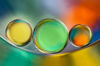 Картинка разное капли +брызги +всплески вода масло пузырьки воздух объем цвет