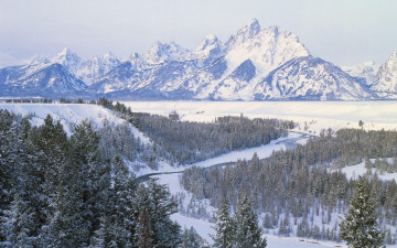 Картинка природа пейзажи река лес горы снег
