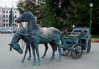 Картинка города минск беларусь лошади экипаж