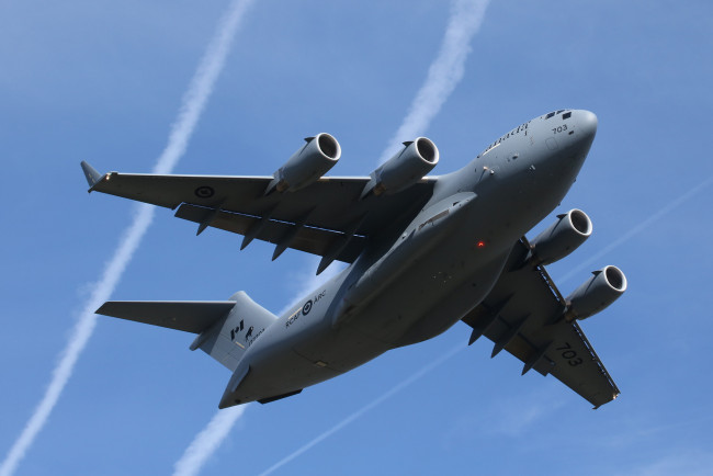 Обои картинки фото cc-177 fairford, авиация, военно-транспортные самолёты, войсковой, транспорт