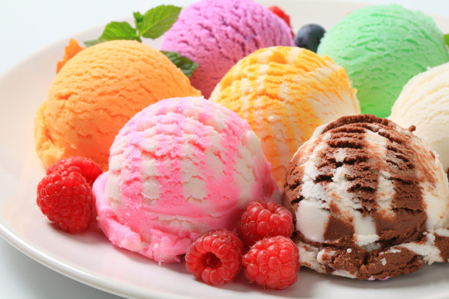 Обои картинки фото еда, мороженое, десерты, малина, лёд