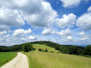 Картинка природа дороги дорога облака поле
