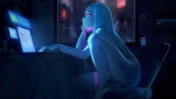 Картинка аниме оружие +техника +технологии девушка сидит за ноутбуком ночью cyberpunk edgerunners rebecca