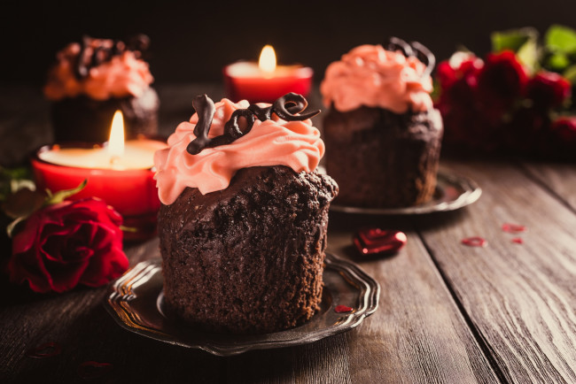 Обои картинки фото еда, пирожные,  кексы,  печенье, свечи, кексы, шоколадные