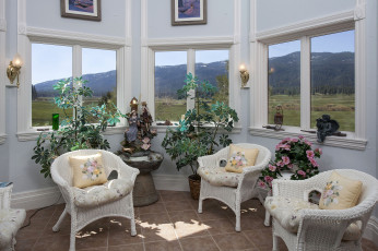 Картинка интерьер веранды +террасы +балконы кресла окна
