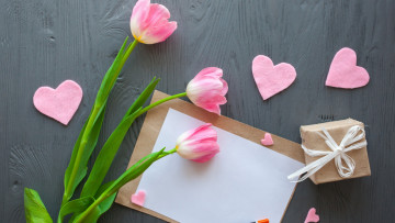Картинка праздничные день+святого+валентина +сердечки +любовь тюльпаны сердечки подарок