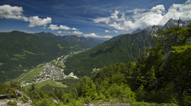 Обои картинки фото kranjska, gora, slovenia, природа, горы, краньска-гора, словения, долина, городок, панорама