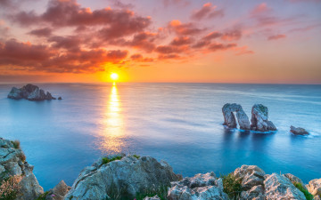 Картинка природа восходы закаты spain cantabria залив море бискайский испания кантабрия bay of biscay скалы закат