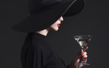 Картинка девушки -+брюнетки +шатенки шляпа бокал вино алая помада