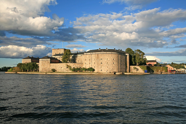 Обои картинки фото швеция, замок, vaxholm, города, дворцы, замки, крепости, море