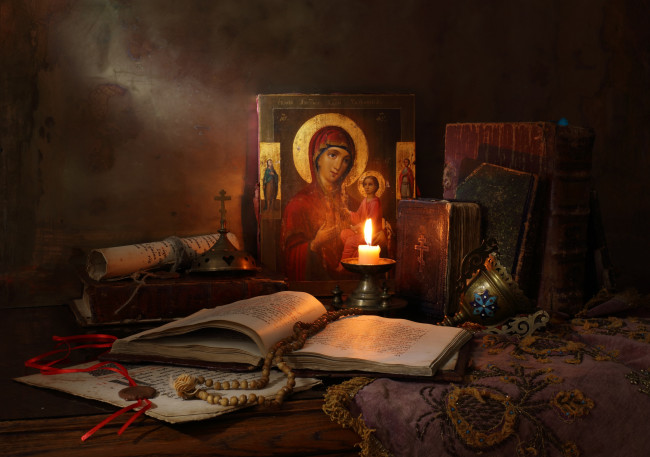 Обои картинки фото разное, религия, книги, и, свечи, books, and, candle, still, life, with, icon