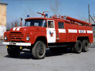 Картинка на базе зил 133 автомобили пожарные машины