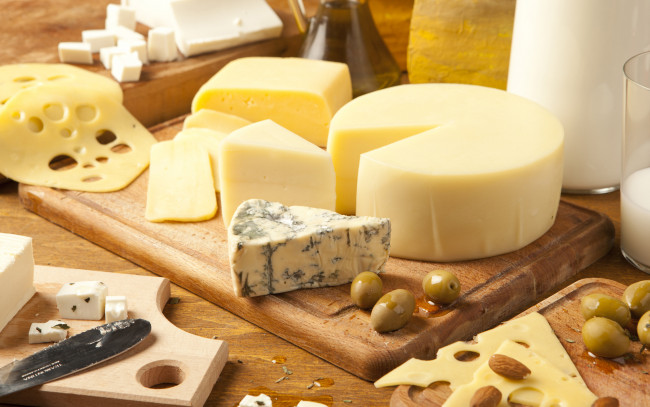 Обои картинки фото cheese, еда, сырные, изделия, сыры, маслины