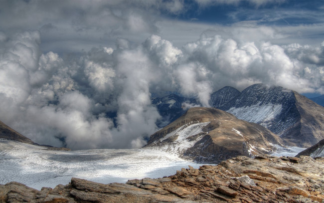 Обои картинки фото природа, горы, высота, вершины, облака, скалы, снег