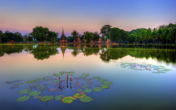 Картинка города -+буддийские+и+другие+храмы лотосы озеро парк таиланд храм